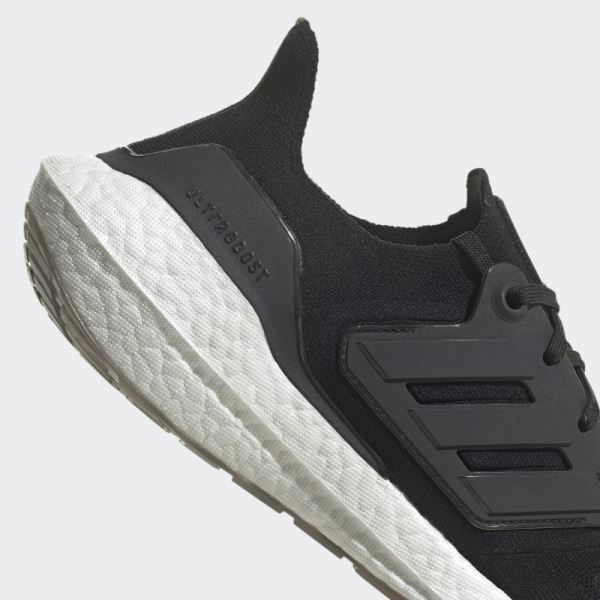 Black Adidas Ultraboost 22 Shoes