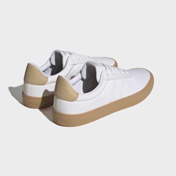 Vulc Raid3r Skateboarding Shoes Adidas White