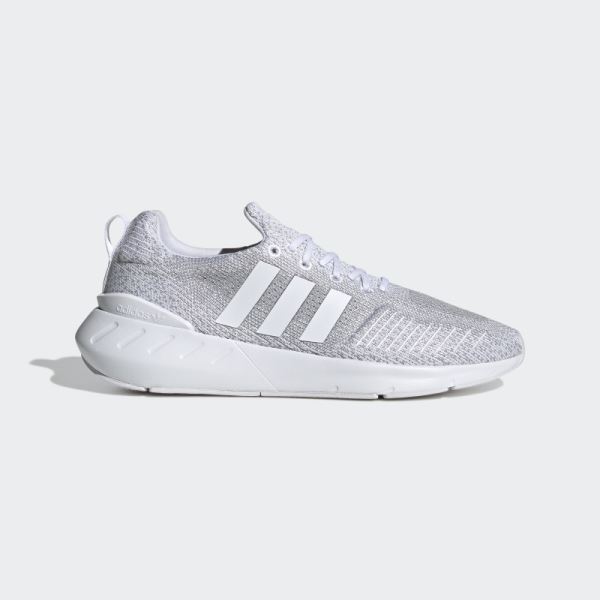 Black Adidas Swift Run 22 Shoes Hot