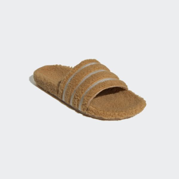 Adilette Slides Mesa Adidas