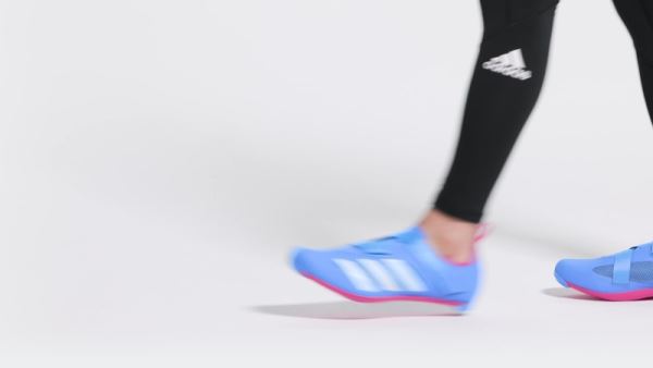 THE INDOOR CYCLING SHOE Adidas Blue