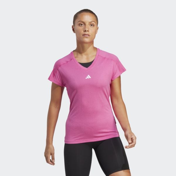 AEROREADY Train Essentials Minimal Branding V-Neck Tee Adidas Fuchsia